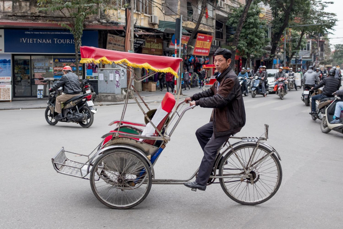 越南奇葩的人力旅游观光车,俗称“客先死”,中国人一般不敢坐|观光车|旅游|越南|奇葩|法国_新浪新闻
