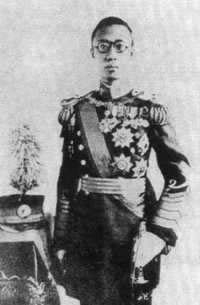 历史上的今天，溥仪在长春就任“满洲国”皇帝