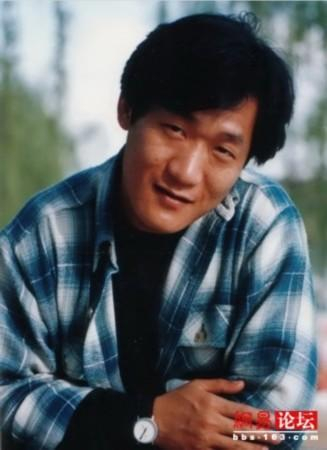 唱《笑脸》的谢东究竟是不是侯宝林的私生子?听王朔怎么说|谢东|侯宝林|王朔|私生子|笑脸_新浪新闻