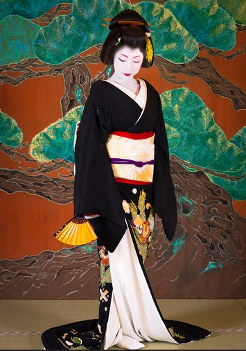 这才是真实的日本艺伎，她们能歌善舞，多才多艺！