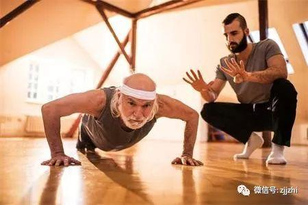 俯卧撑次数多少合适？