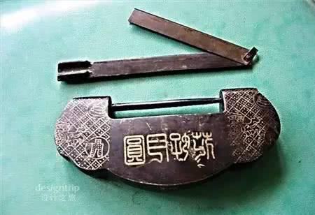 门上的艺术:中国古代锁具与门把手