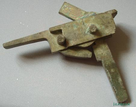 横弓着臂,张机设枢:中国弩简史|弩机|弓箭|前端_新浪新闻