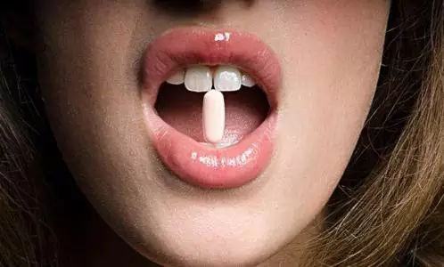 为什么门牙的缝隙越来越大？究竟是谁的错？