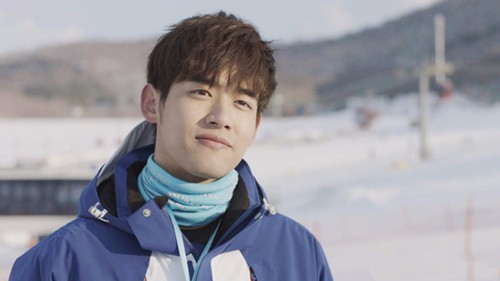 刘冬沁《东山晴后雪》开播 独挑大梁演技引期待__财经头条