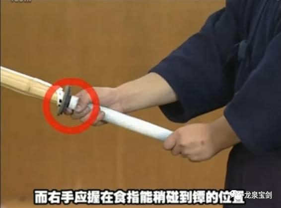 图解｜日本武士刀的正确握法！_新浪新闻