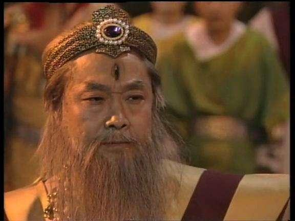 《封神榜》中的闻太师为何如此受尊敬？纣王为什么怕闻仲？
