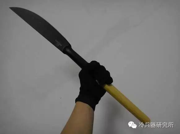 盘点人类应用最广的柴刀：开山刀与反曲刃