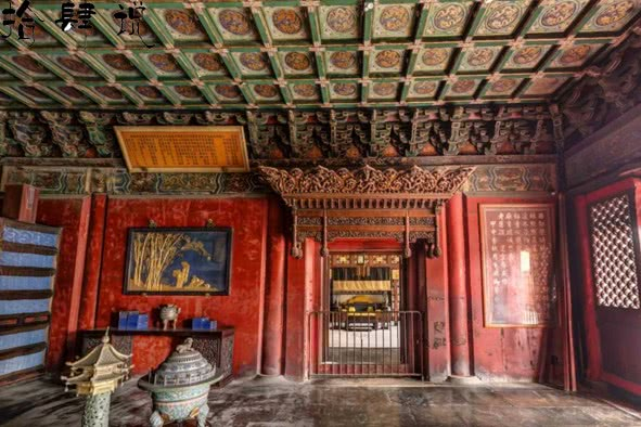 图说故宫养心殿前殿明间,为您解读清代皇帝的“寝宫”!