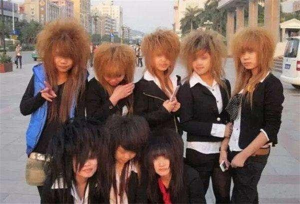 曝火!男生女生啪啪啪网站:2025年两性情感交流平台深度解析