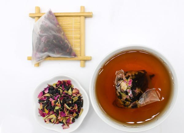 奶茶店“三角茶包”现萃茶的做法