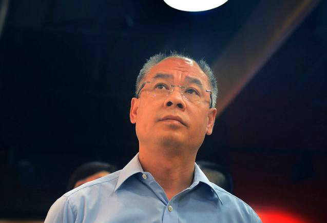 李宁一口气获得全能，自由操，单杠，跳马，鞍马和吊环六枚金牌