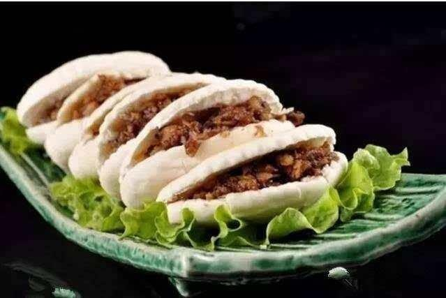咸鲜香辣、重油重酱营养美味的济宁夹饼！