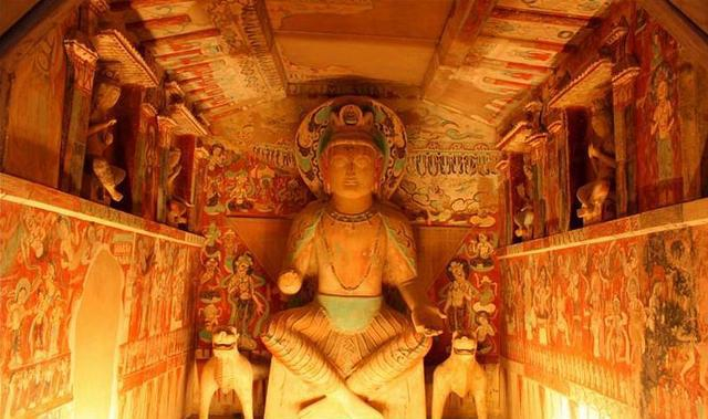 1600年敦煌壁画遭发霉、脱落,86岁老人“壁画打针”,修复4000平|壁画|敦煌莫高窟|李云鹤|修复|文物_新浪新闻