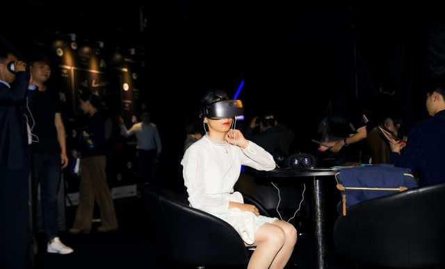 IPS小黑屋的VR梦境内衣秀场揭开神秘面纱