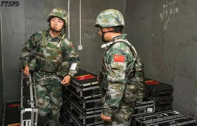 解放军标准单兵装备!|单兵|解放军|装备