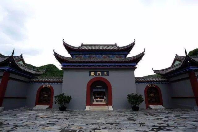 一篇文章看懂中国寺庙的布局和佛像