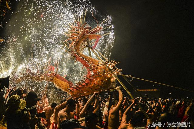 丰顺埔寨烧火龙 十万人的狂欢闹元宵|火龙|元宵|龙_新浪新闻