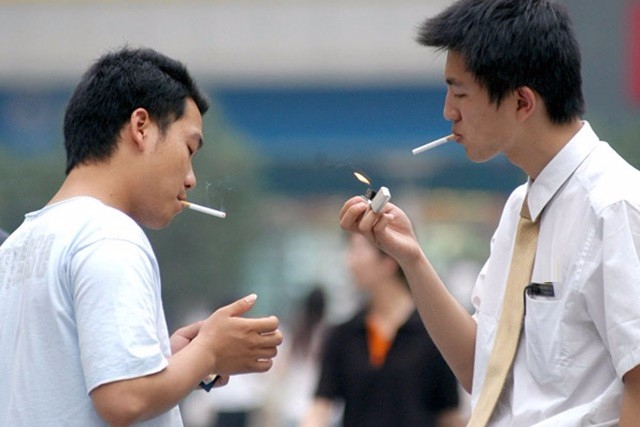 青少年为啥吸烟，理由就这么简单