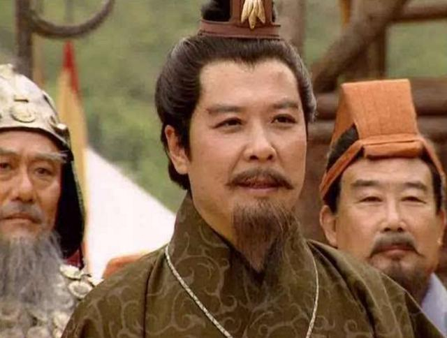 为什么三国中刘备从一无所有到三分天下?看几则小故事可见端倪|刘备|孔子|三分天下_新浪新闻