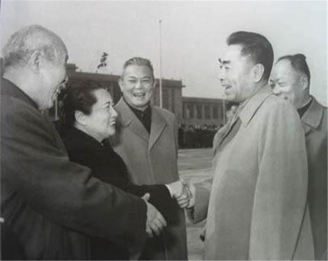 他是徐向前部下, 建国后期地位比老领导还高, 一生谨记徐帅的教