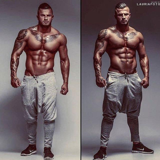 动作一：桌形时撞膝式