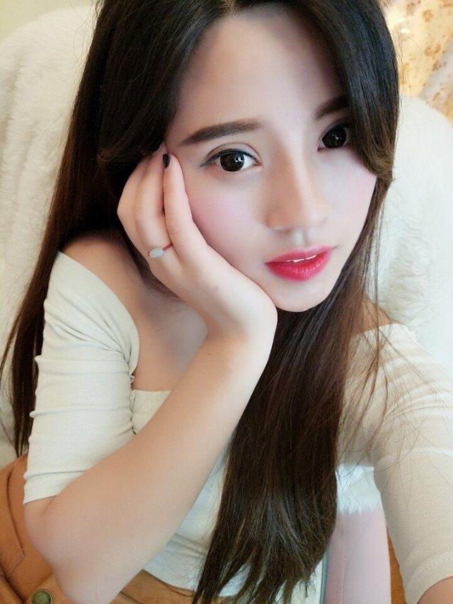女子蹲坑排尿全历程揭秘从姿势到细节的真实还原