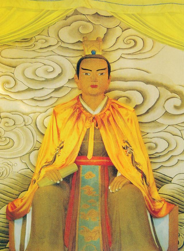东汉一古墓,突现鬼上坟,借尸警人,引皇帝百官膜拜
