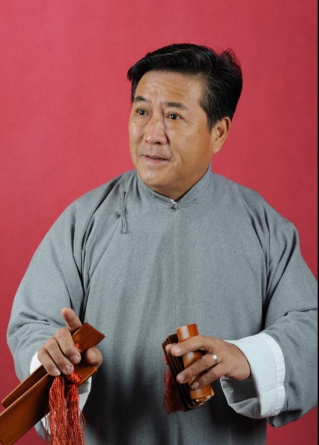 著名曲艺名家张志宽先生济南喜收爱徒