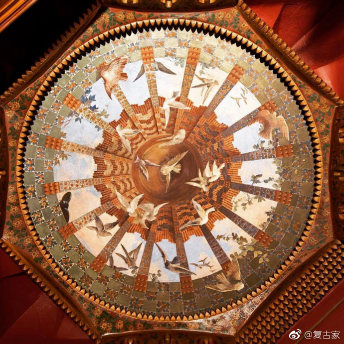 直线属于人类,曲线属于上帝