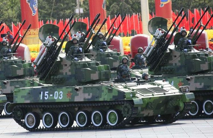 你知道阅兵式上使用武器的真面目吗?原来其中还有这么深的门道