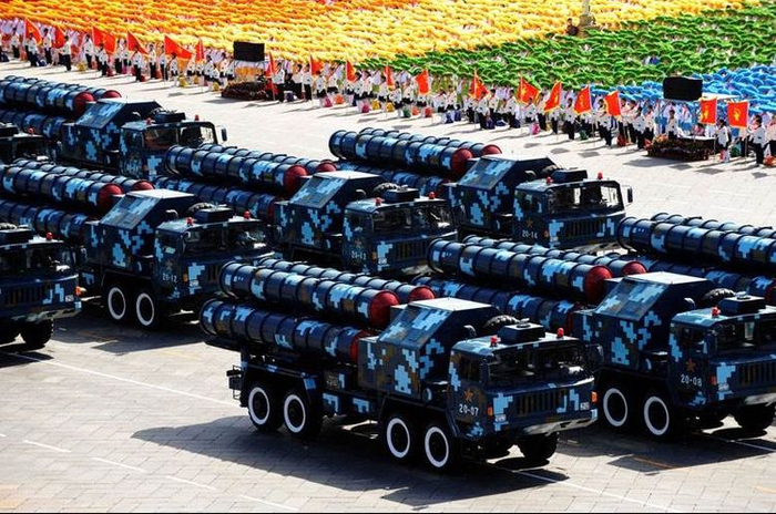 你知道阅兵式上使用武器的真面目吗?原来其中还有这么深的门道