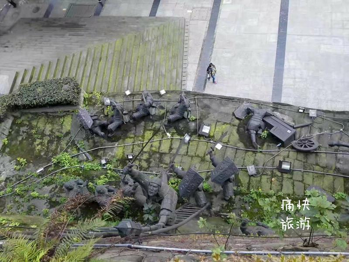 通远门城墙——重庆唯一一段保存较为完整的城墙遗址|通远门|城墙遗址|重庆|城门|雕塑_新浪新闻