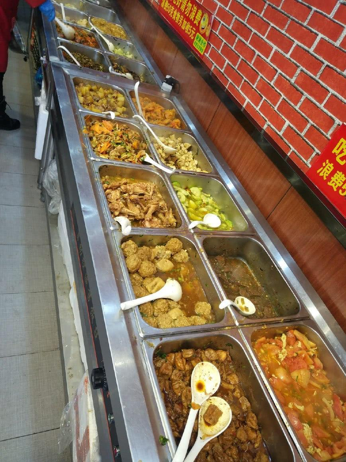 智慧食堂托管：餐饮新风尚