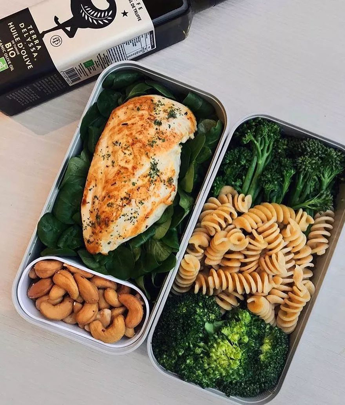 误区2：只重训练不重营养