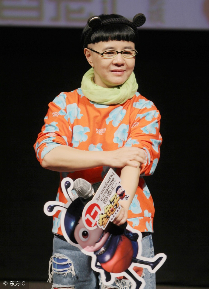 主持人、配音演员:刘纯燕