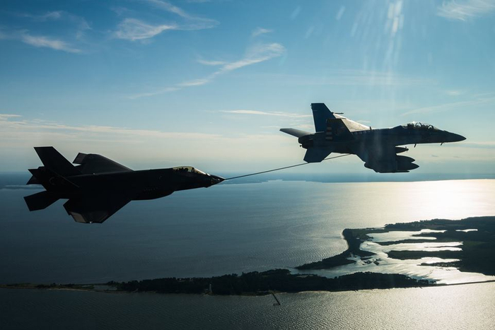 绰号“咸狗”的美国海军第23研究、开发测试以及评估中队(VX-23)|美国海军|航空站|绰号|森特|新型战机_新浪新闻