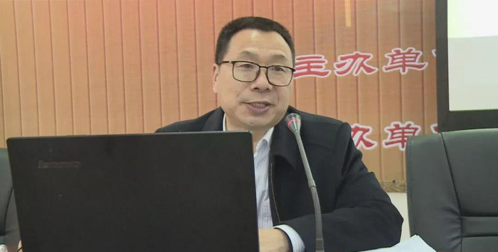 荥阳市初中段课程与教学工作会在荥阳二中顺利召开