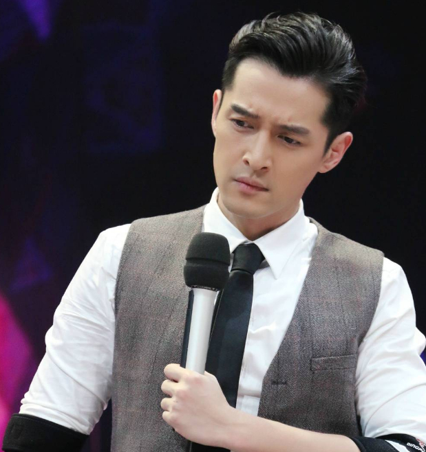 胡歌宣传新片《爱情公寓》,网友:回来演电影版《仙剑奇侠传》|胡歌|爱情公寓|电影版_新浪新闻