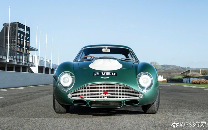 阿斯顿马丁DB4 GT Zagato 2 VEV在Goodwood的拍卖会上以1008万镑成交