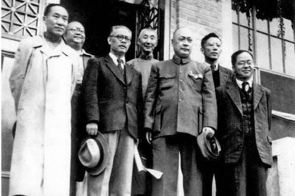 有些人被历史淹没,但丝毫不影响他的伟大