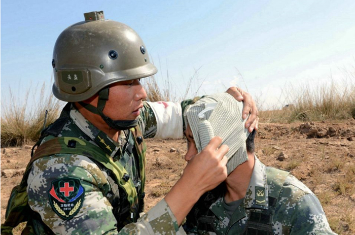 在解放军部队里面,工兵真的只是负责排雷的吗?|布雷|工兵|排雷|兵种|部队_新浪新闻