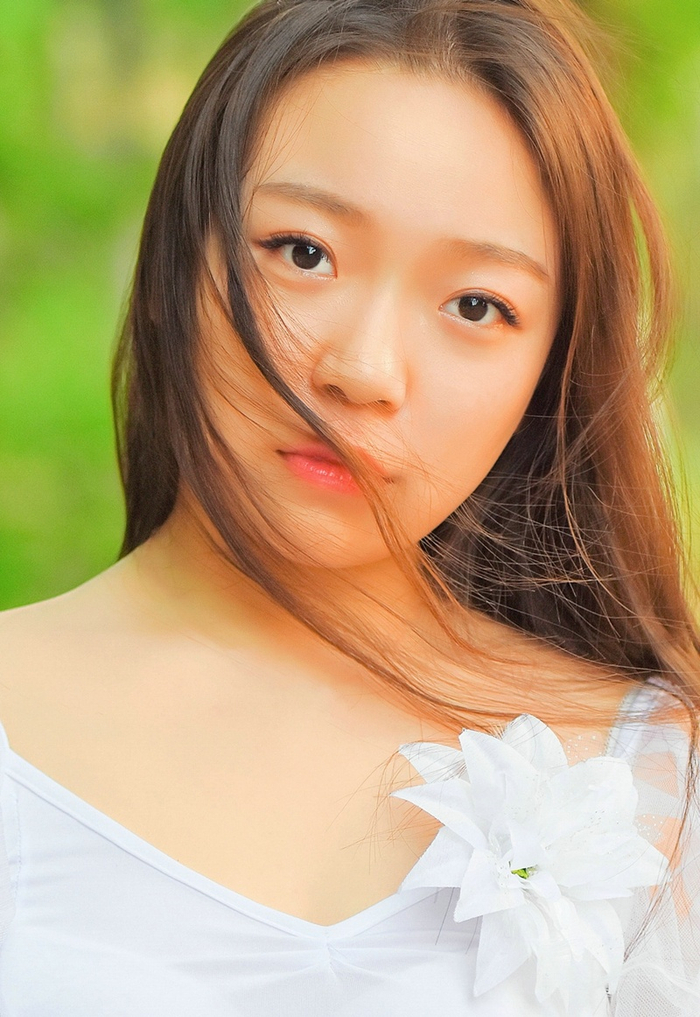 树林内的芭蕾舞少女翩翩起舞美好娇躯写真集 @微相册 @微博摄影