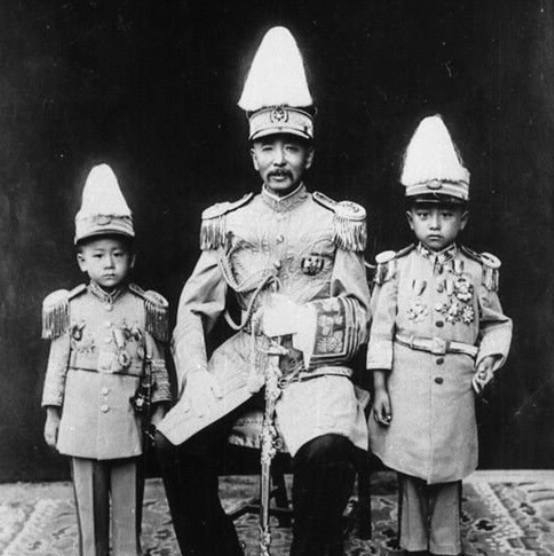 罕见的张作霖家族老照片:8个儿子6个女儿,其中一子成开国少将_新浪新闻