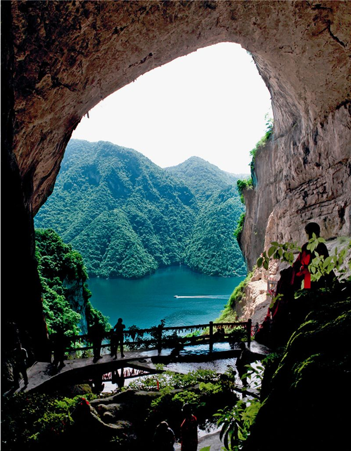 长江上最美一颗明珠、八百里清江美如画，宜昌长阳清江画廊风景区