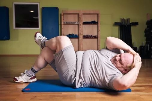 2：体育与传统行业脱节