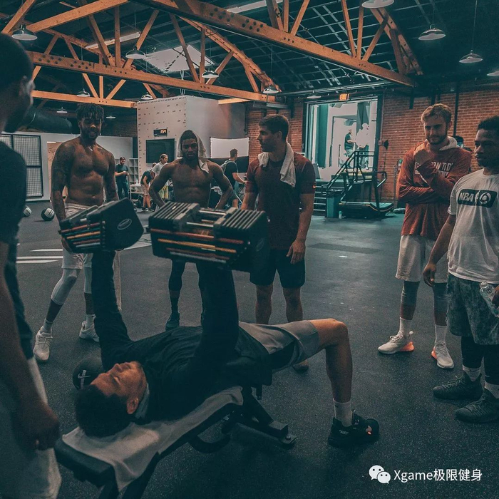 往下看还有更精彩的