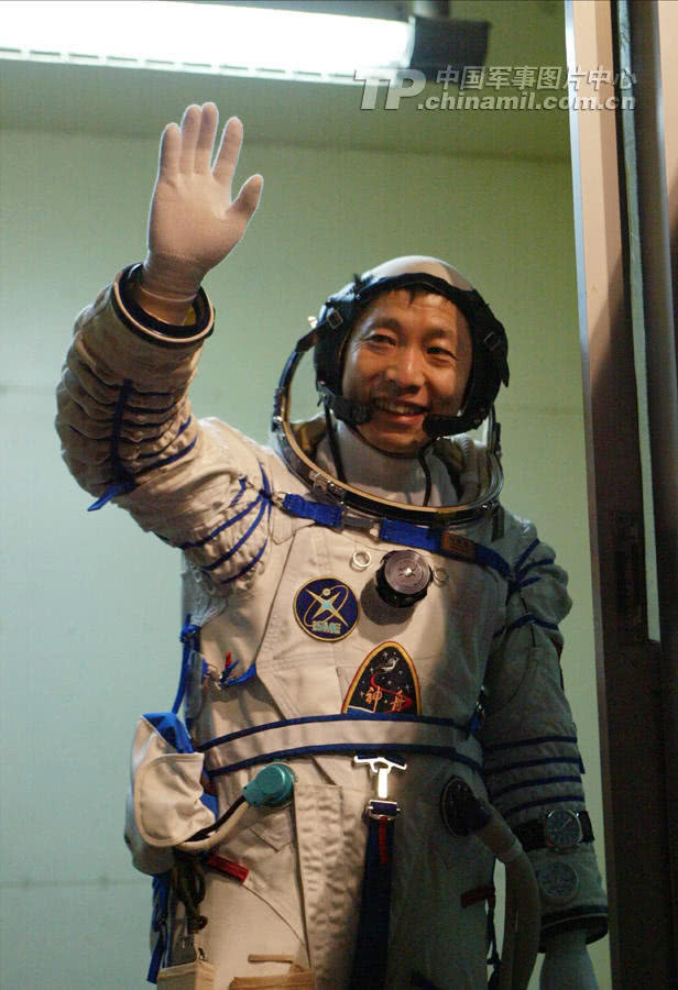 非凡的21小时太空之旅! 神舟五号发射15周年纪念