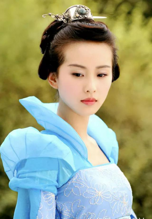 15位身穿蓝色衣服的古装美女,杨幂毛晓彤李沁,你觉得谁最好看?