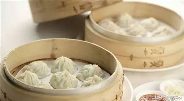 【传统饮食】蒸笼中的美味,原汁原味的香,吃货必看!|蒸笼|虾饺|干蒸烧卖|叉烧包|马拉糕_新浪新闻